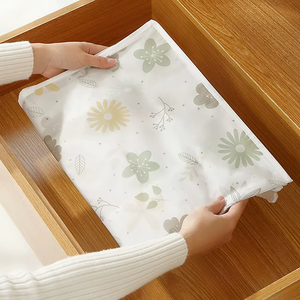 Waterproof Quilt Storage Bag – Folding Closet Organizer with Zipper