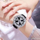 Luxury Quartz Watch – Elegant Unisex Design for Men & Women
